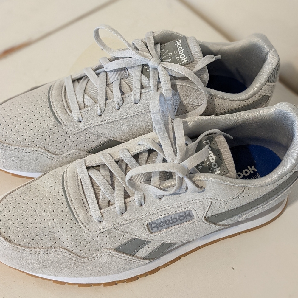 Reebok classic grey sneakers